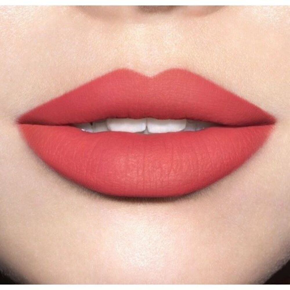 Revlon Kiss Cloud Blotted Lip Color 007 fluffy coral